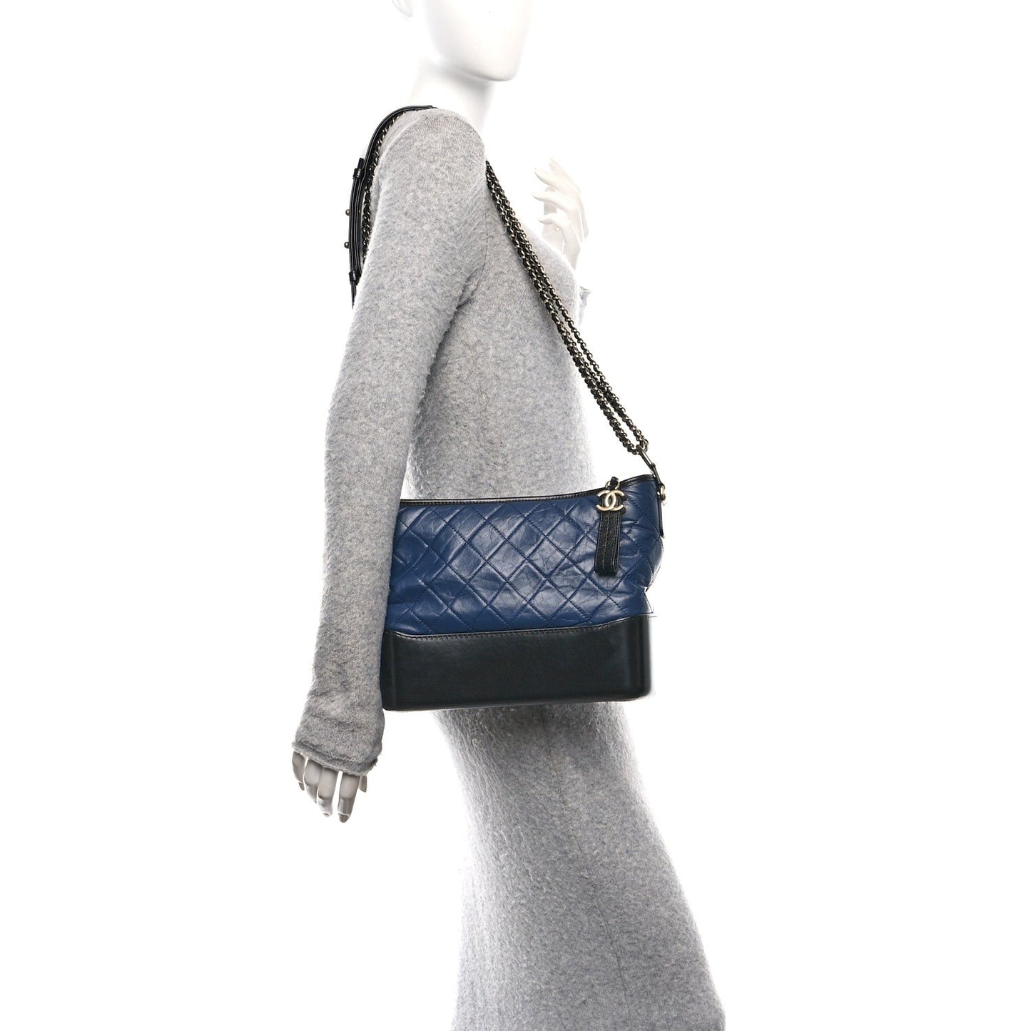 Aged Calfskin Quilted Medium Gabrielle Hobo Navy Black