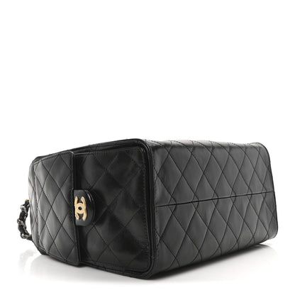 Shiny Crumpled Calfskin Quilted Small Chanel 25 Handbag Black