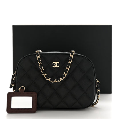 Caviar Quilted Vanity With Chain Black