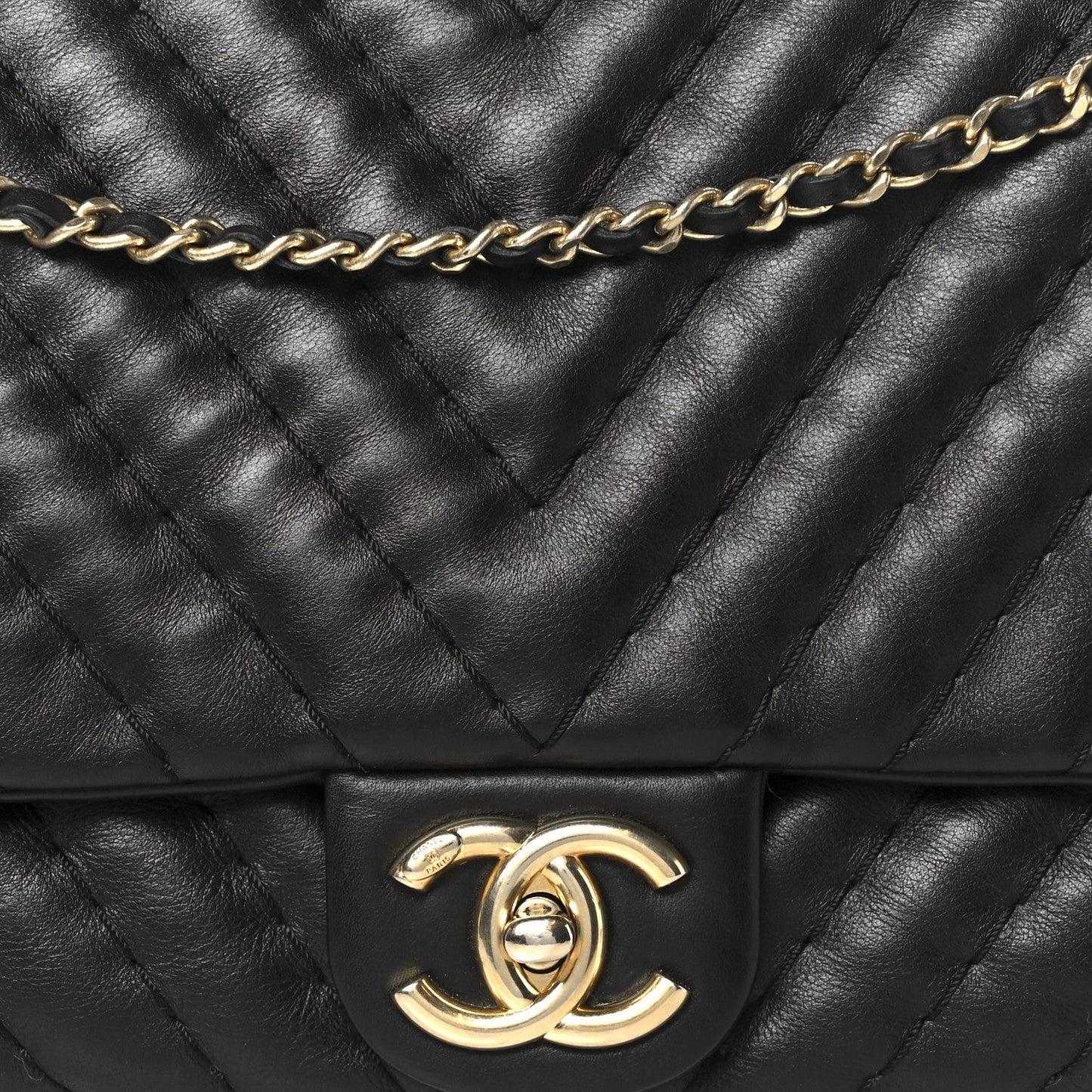 Calfskin Surpique Chevron Large Flap Black