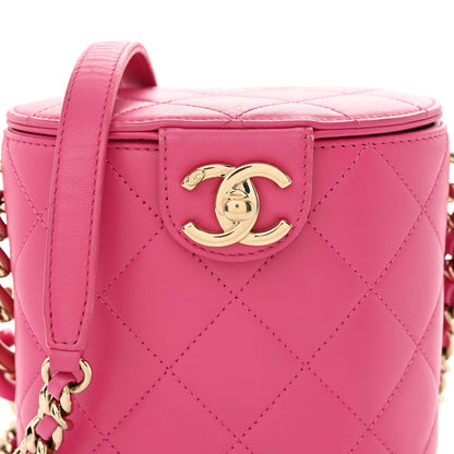 Lambskin Resin Elegant Chain Vanity Case Dark Pink