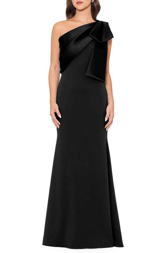 A simple and elegant satin bow fish tail and floor length evening dress