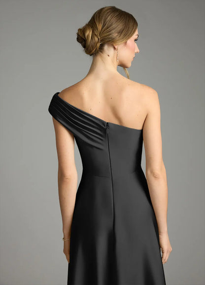 Glamorous satin a line one shoulder sleeveless open back floor length bridesmaid dress with high slit and pockets