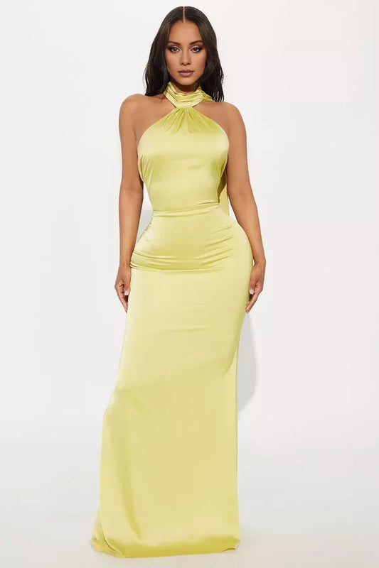 Hanging collar sleeveless strapless backless and floor length evening dress