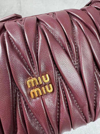 Miu Matelassé Pouch Bag 23cm Burgundy Leather