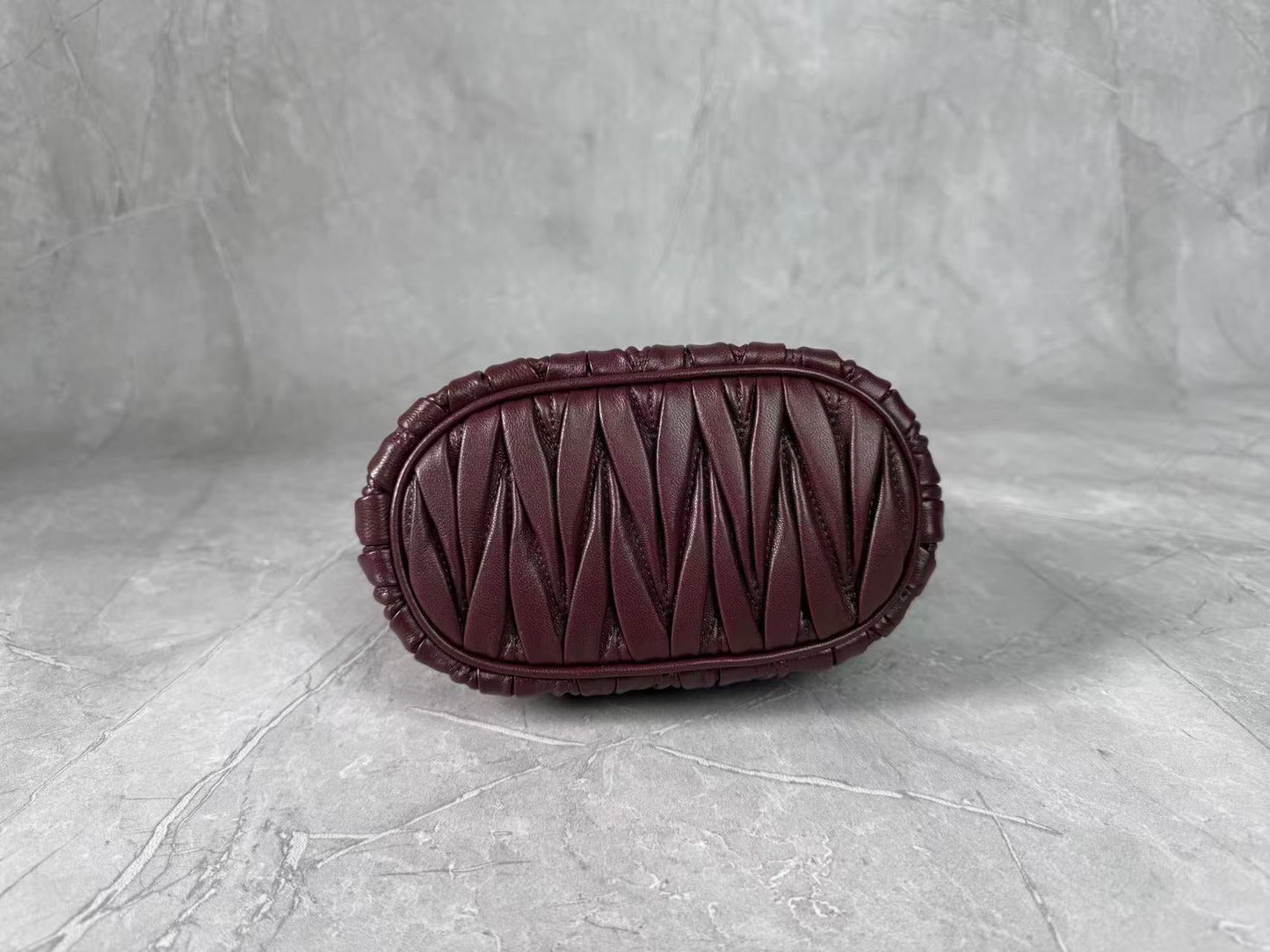 Miu Matelassé Pouch Bag 23cm Burgundy Leather