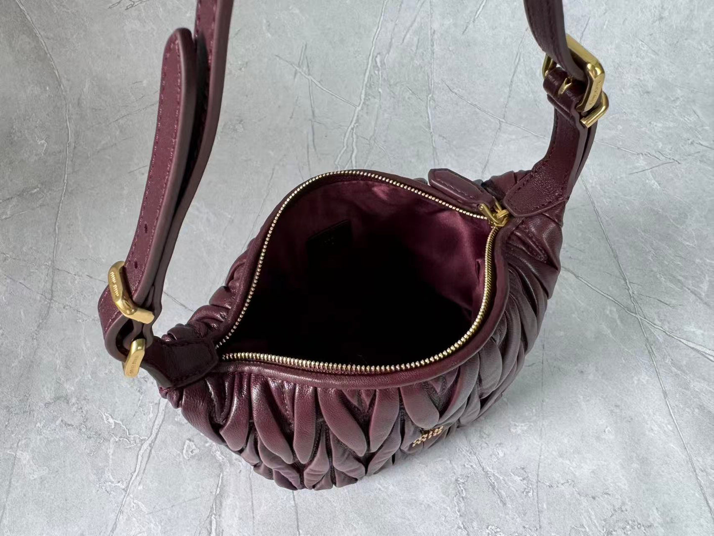 Miu Matelassé Pouch Bag 23cm Burgundy Leather