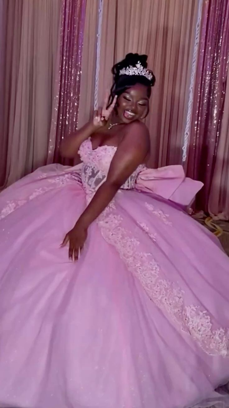 Pretty Strapless Tulle Appliques Ball Gown Pink Formal Quinceanera Dress With Bow