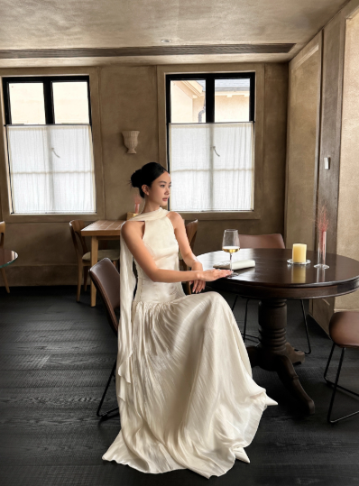 Elegant Halter Backless Pleated Ankle Length Women Birthday Party Dress Date Dress   D1854