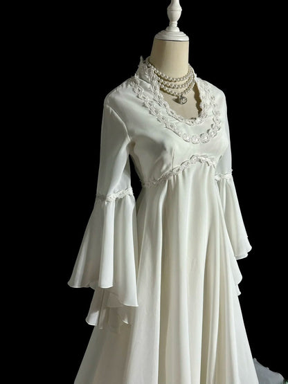 Elegant Wedding Dress A Line Crew Neck Long Sleeve Wedding Dress D3181