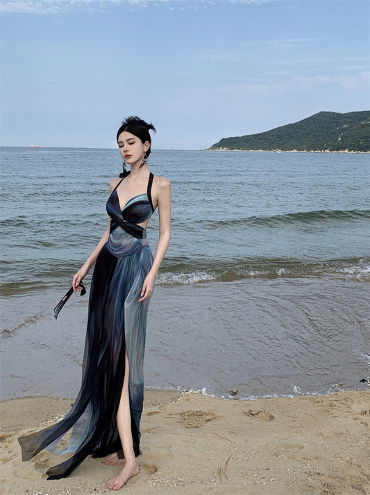 Holiday halter dress with open back for seaside travel wear beach skirt atmosphere R1569