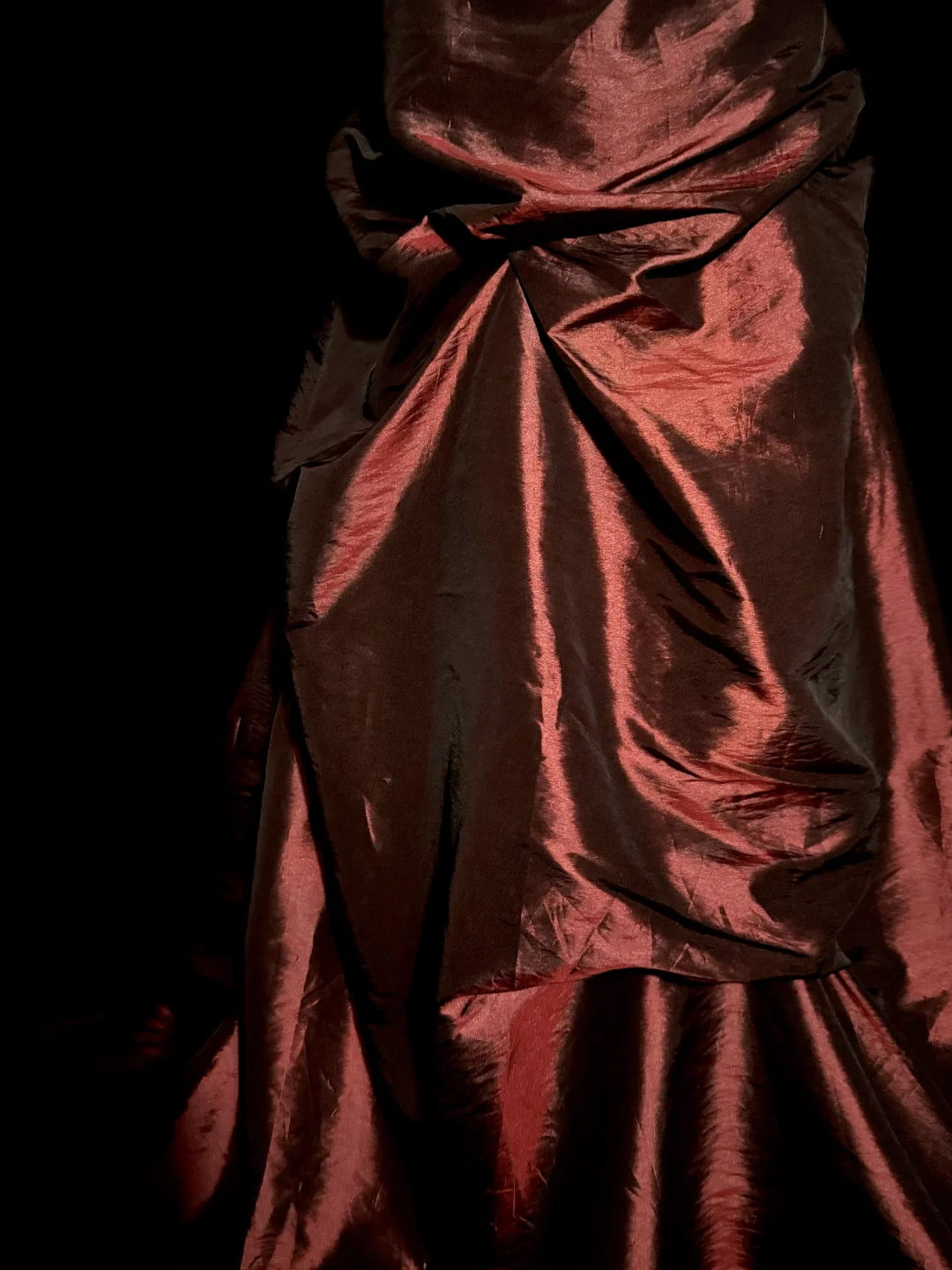 Aesthetic Ball Gown Strapless Burgundy Taffeta Prom Dress Ruffle Long Party Dress