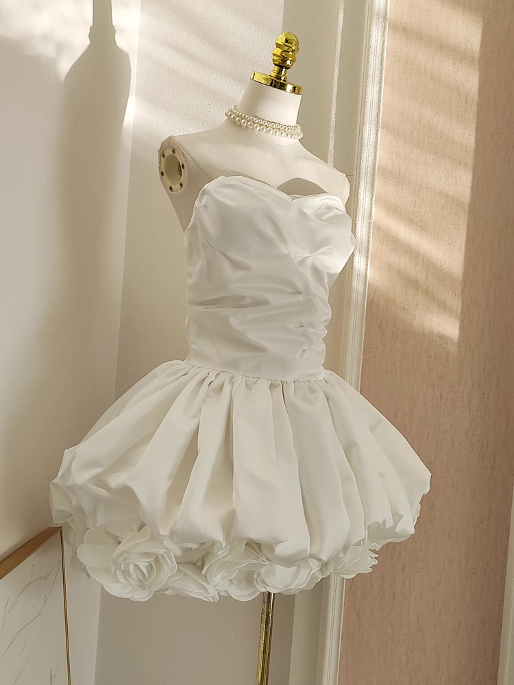 Sexy Ball Gown Sweetheart White Satin Vacation Dresses Short Birthday Outfits