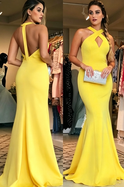 Sleek Mermaid Halter Neck Keyhole Open-Back Floor-Length Evening Dress
