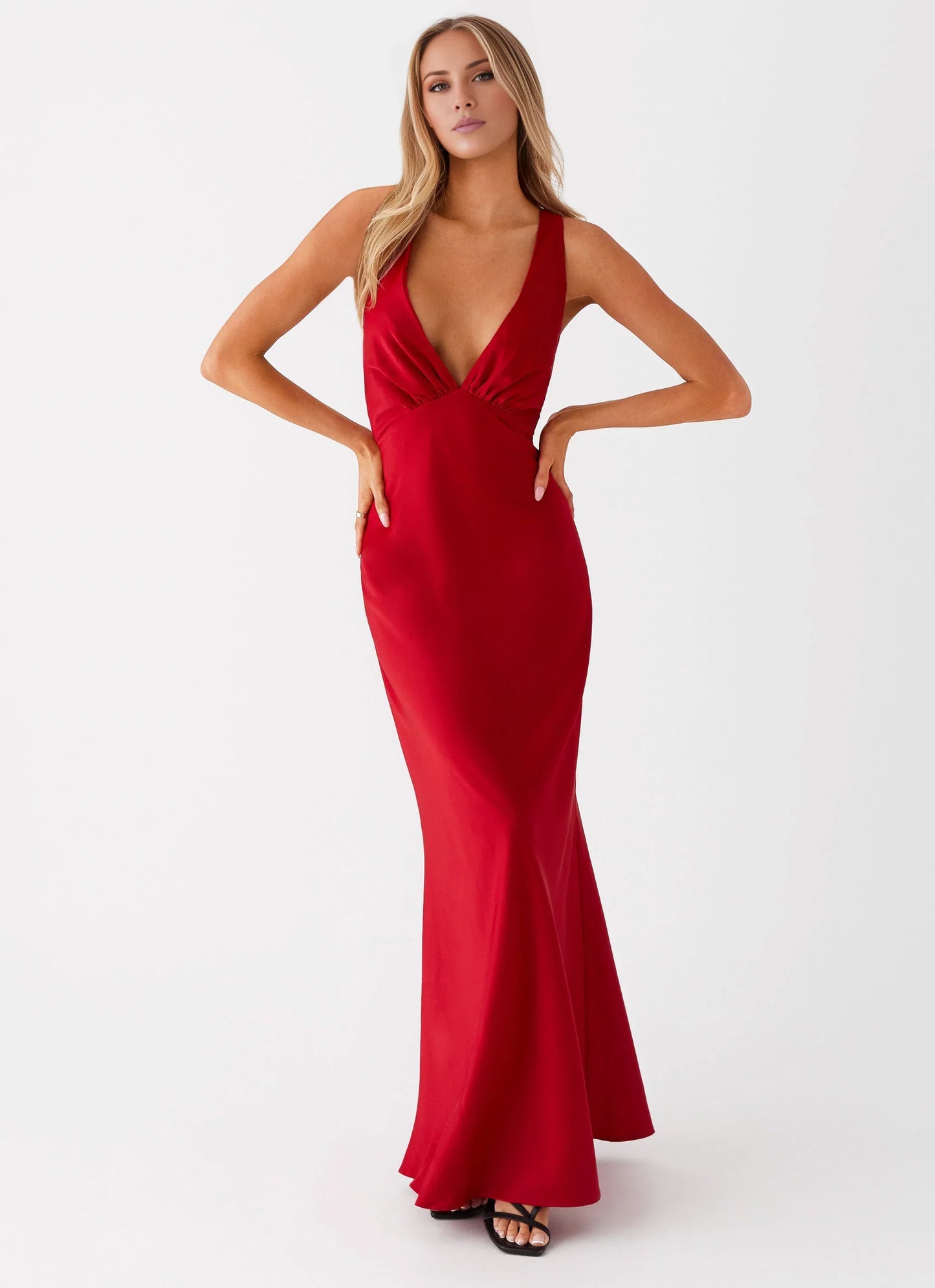 Streamlined V-Neck Sleeveless Cross-Back Mermaid Floor-Length Prom Dress