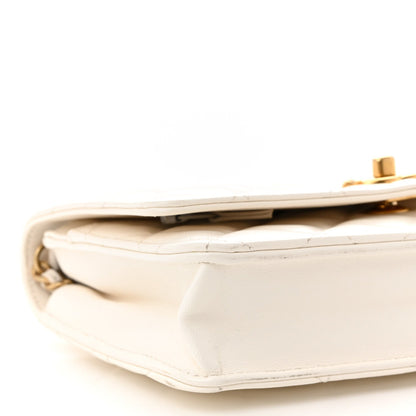 Lambskin Quilted CC Pearl Crush Wallet on Chain WOC White
