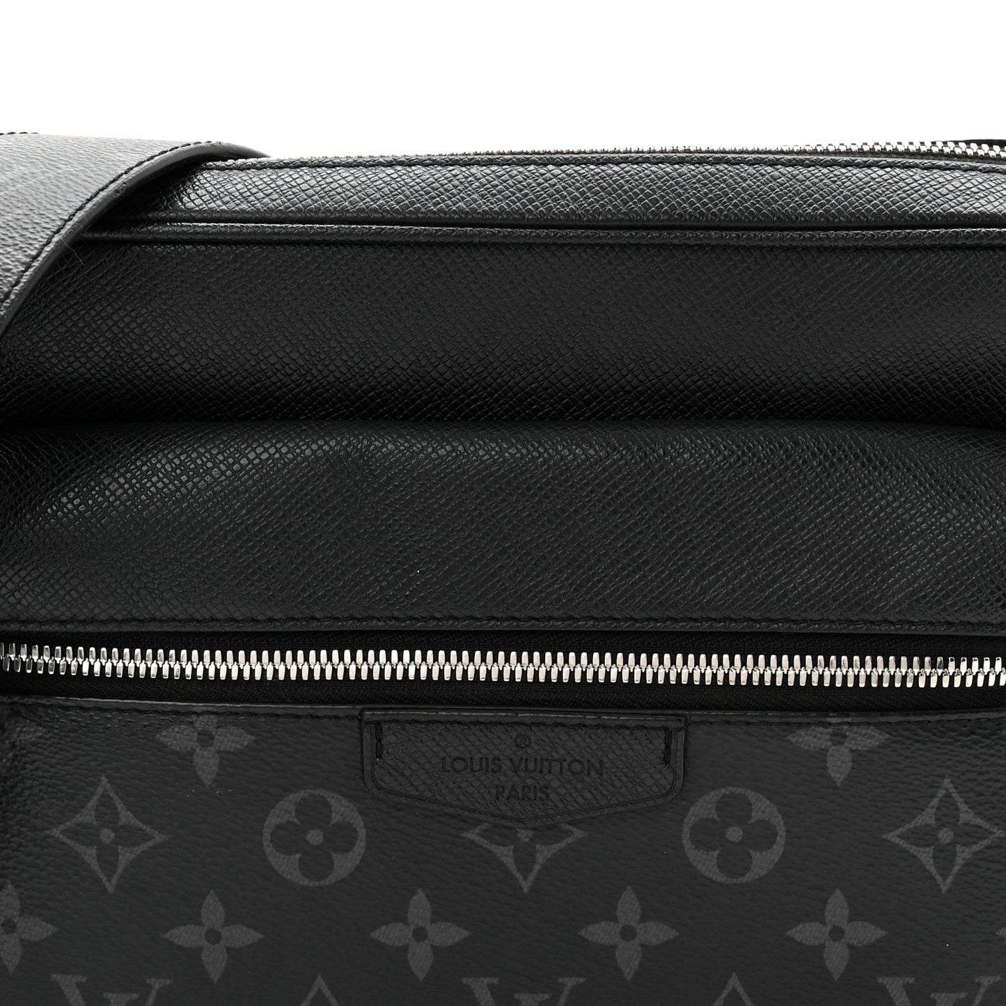 Taiga Monogram Eclipse Outdoor Messenger Black