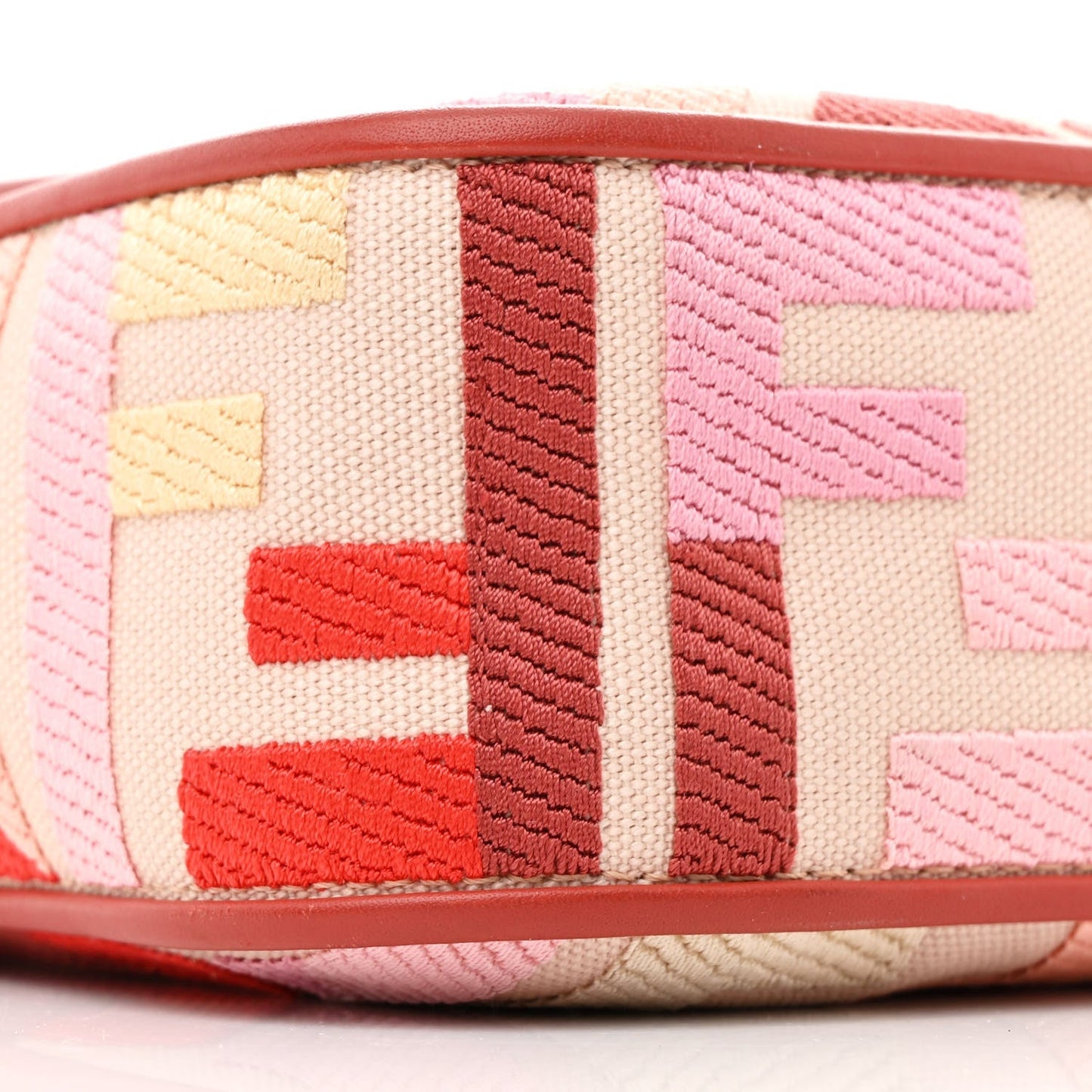 Canvas Vitello King FF Embroidered Baguette Rosa Quarzo Bloody Mary Multicolor