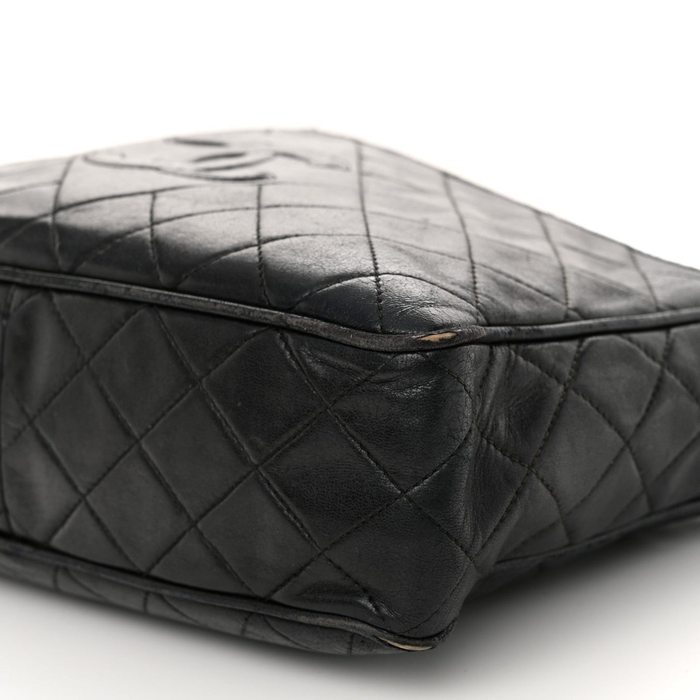 Lambskin Quilted CC Tassel Camera Case Black