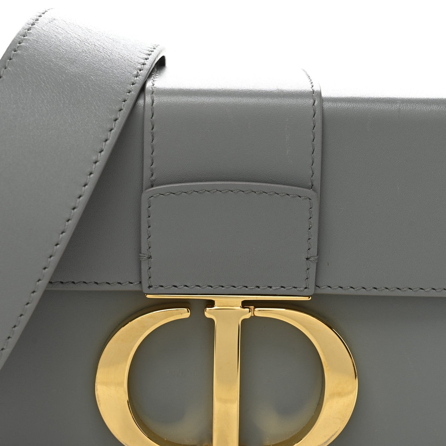 Box Calfskin 30 Montaigne Box Bag Gray