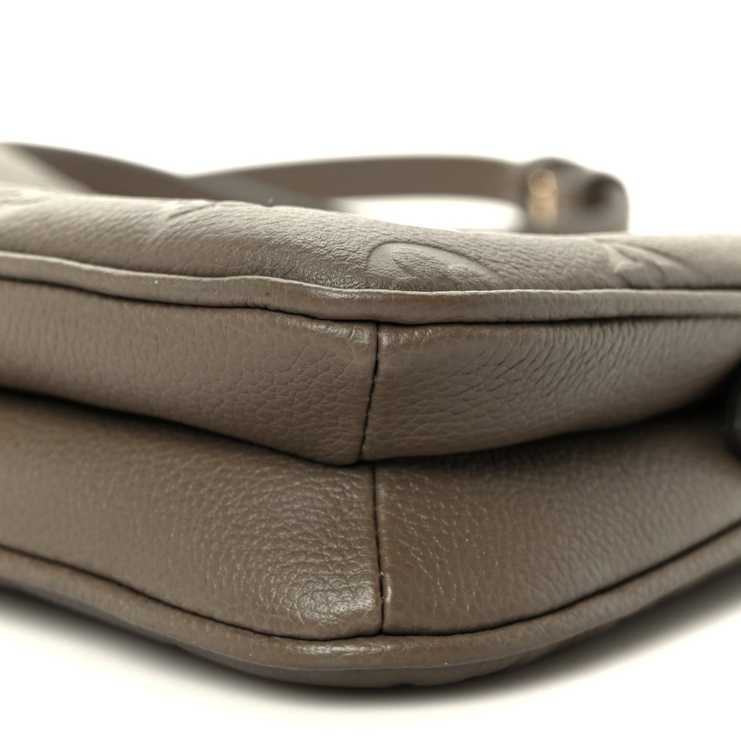 Empreinte Monogram Liv Pochette Smoke