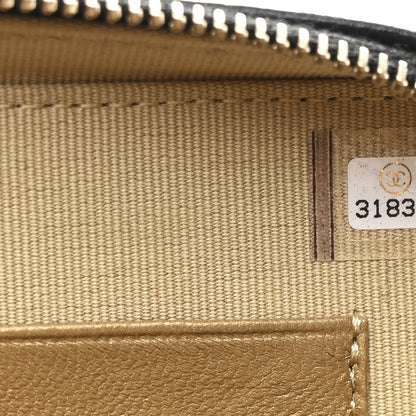 Lambskin Quilted CC Pearl Crush Camera Case Black