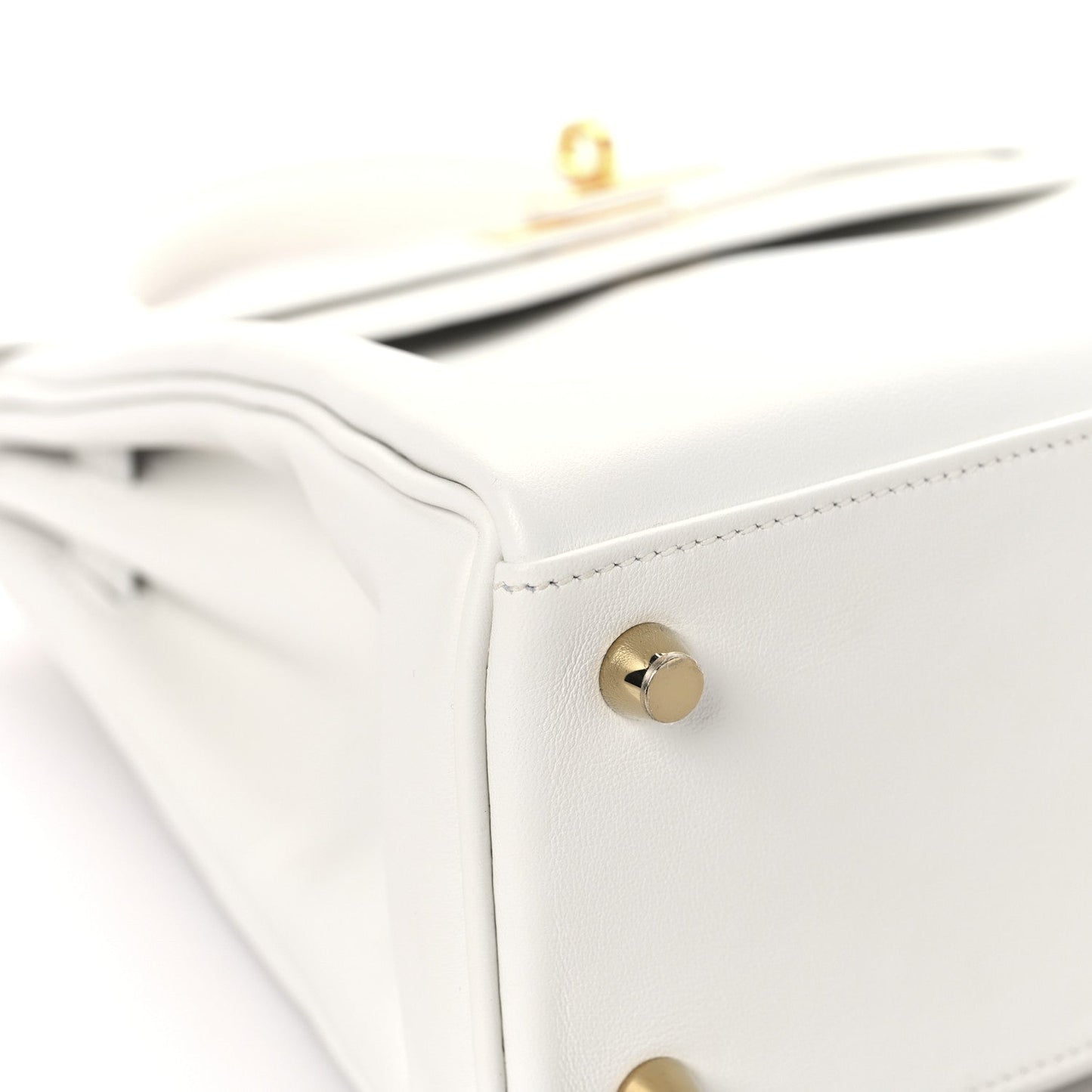 Swift Kelly Retourne 25 New White