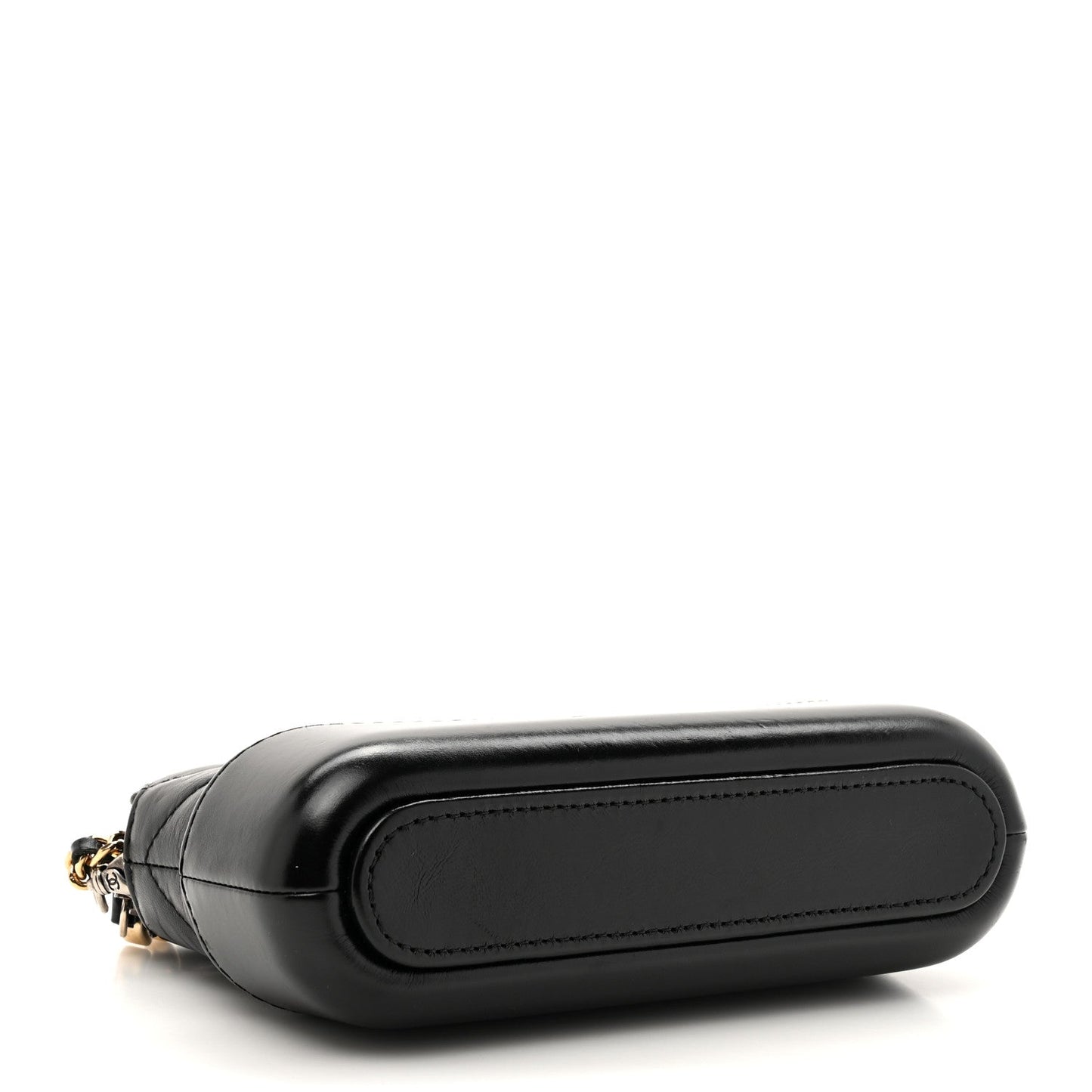 Aged Calfskin Chevron Quilted Small Gabrielle Clutch With Chain Black