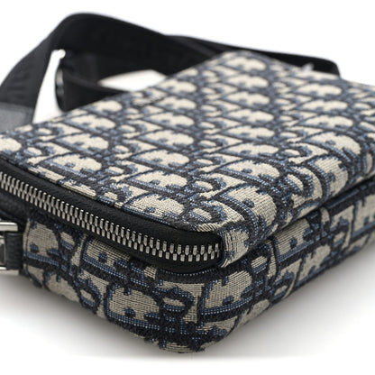 Oblique Pouch Beige Black