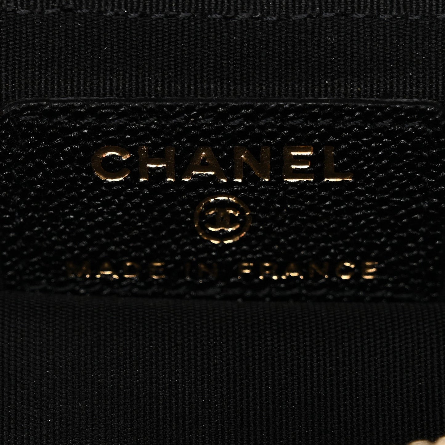 Caviar Quilted Mini Top Handle Vanity With Chain Black