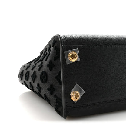 Calfskin Monogram Tufting On My Side Black