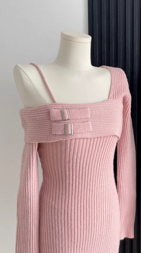 Hot girl off-shoulder knitted dress 2025 new design pure desire inner sweater dress slimming R0148