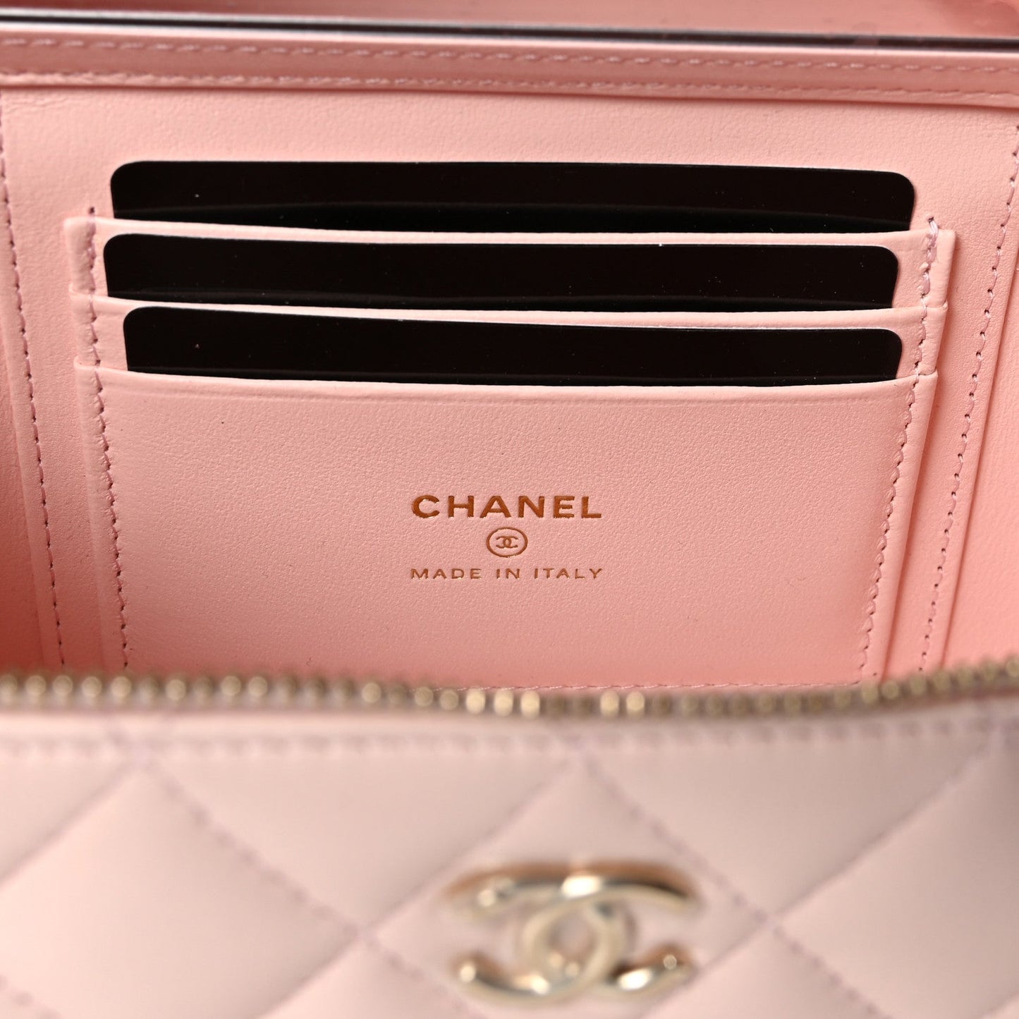 Lambskin Quilted Trendy Small Top Handle Vanity Case With Chain Light Pink
