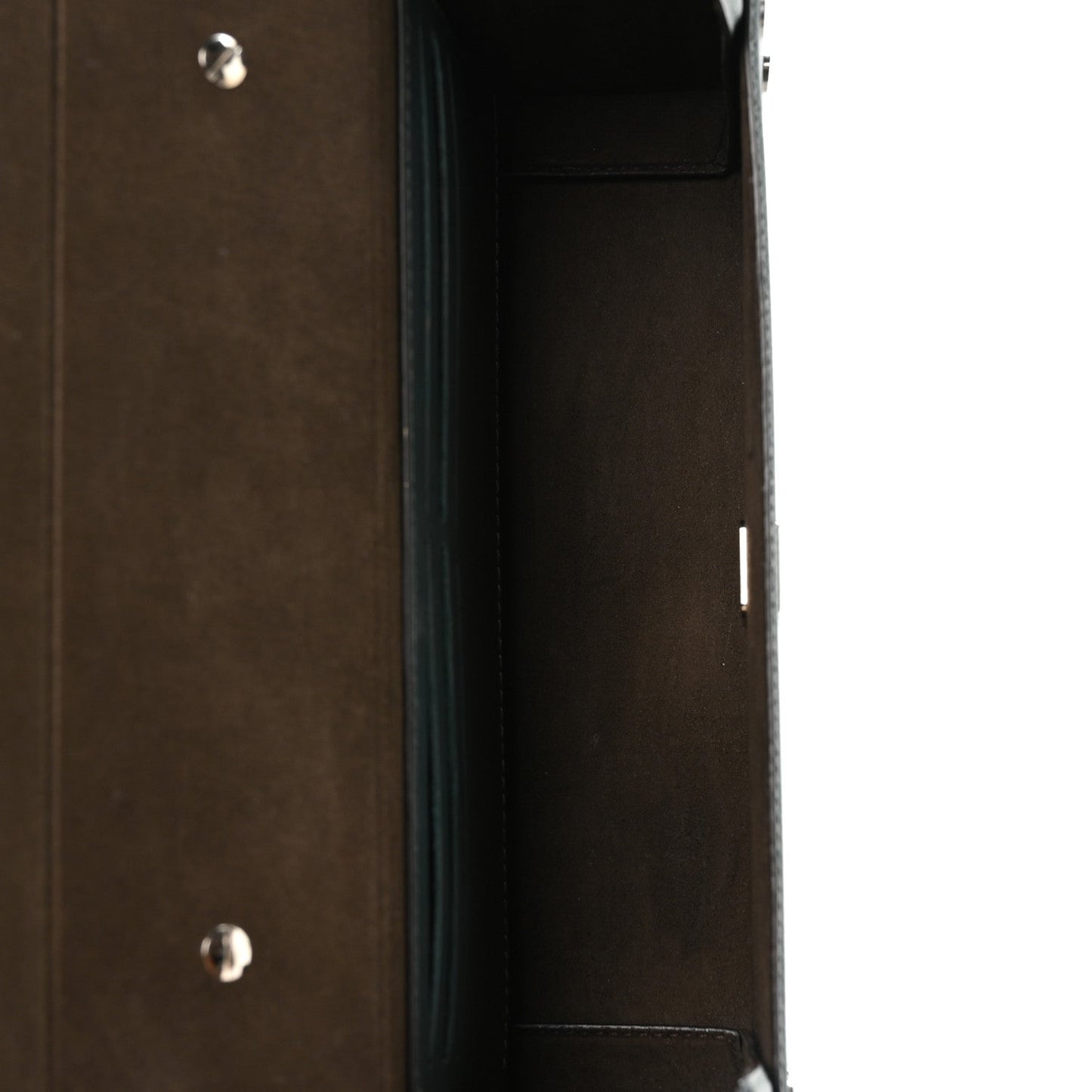 Vitello King FF Lines Embossed Baguette Soft Trunk Verde Inglese