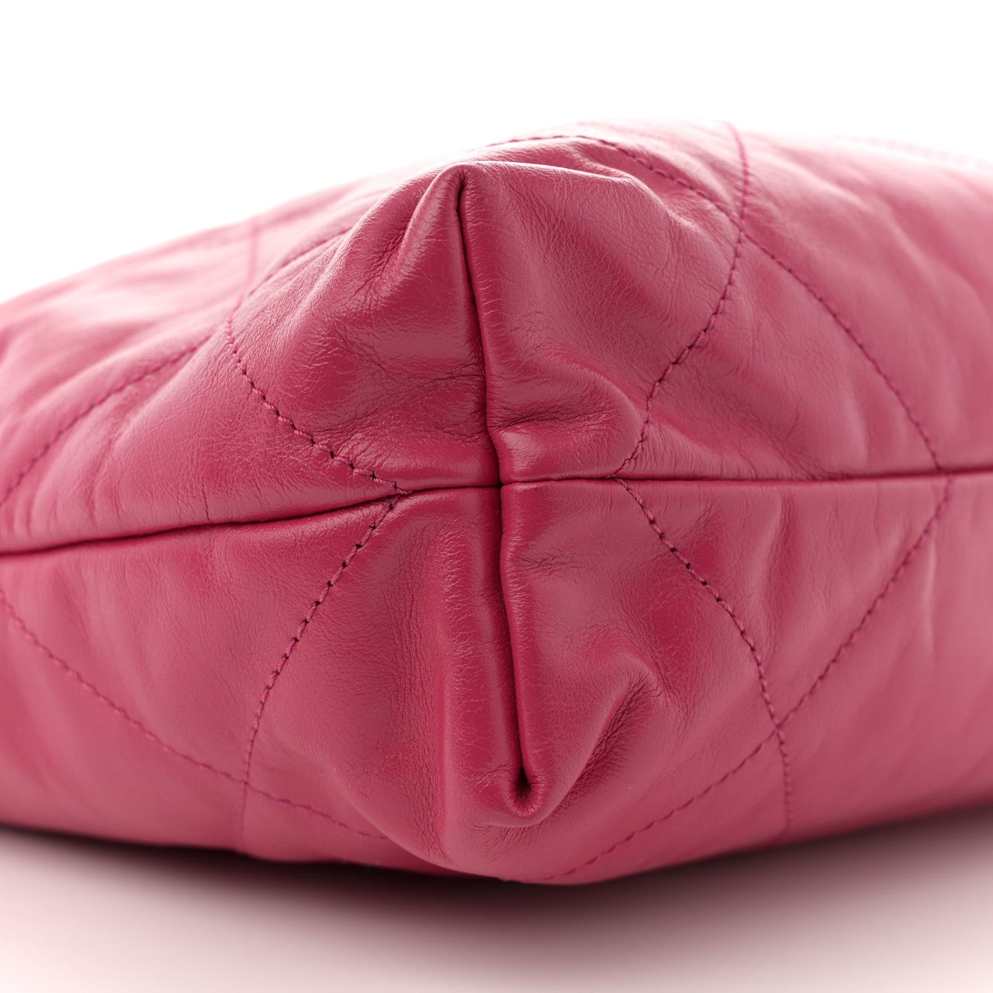 Shiny Calfskin Quilted Small Chanel 22 Fuchsia