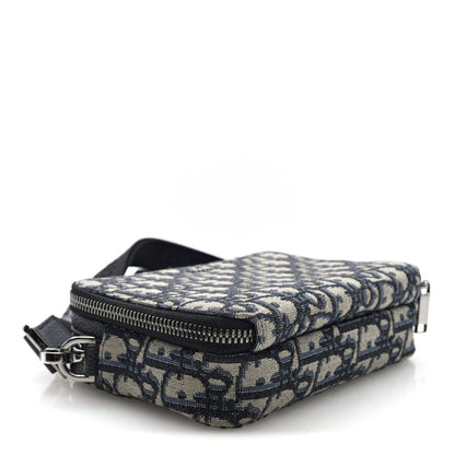 Oblique Pouch Beige Black