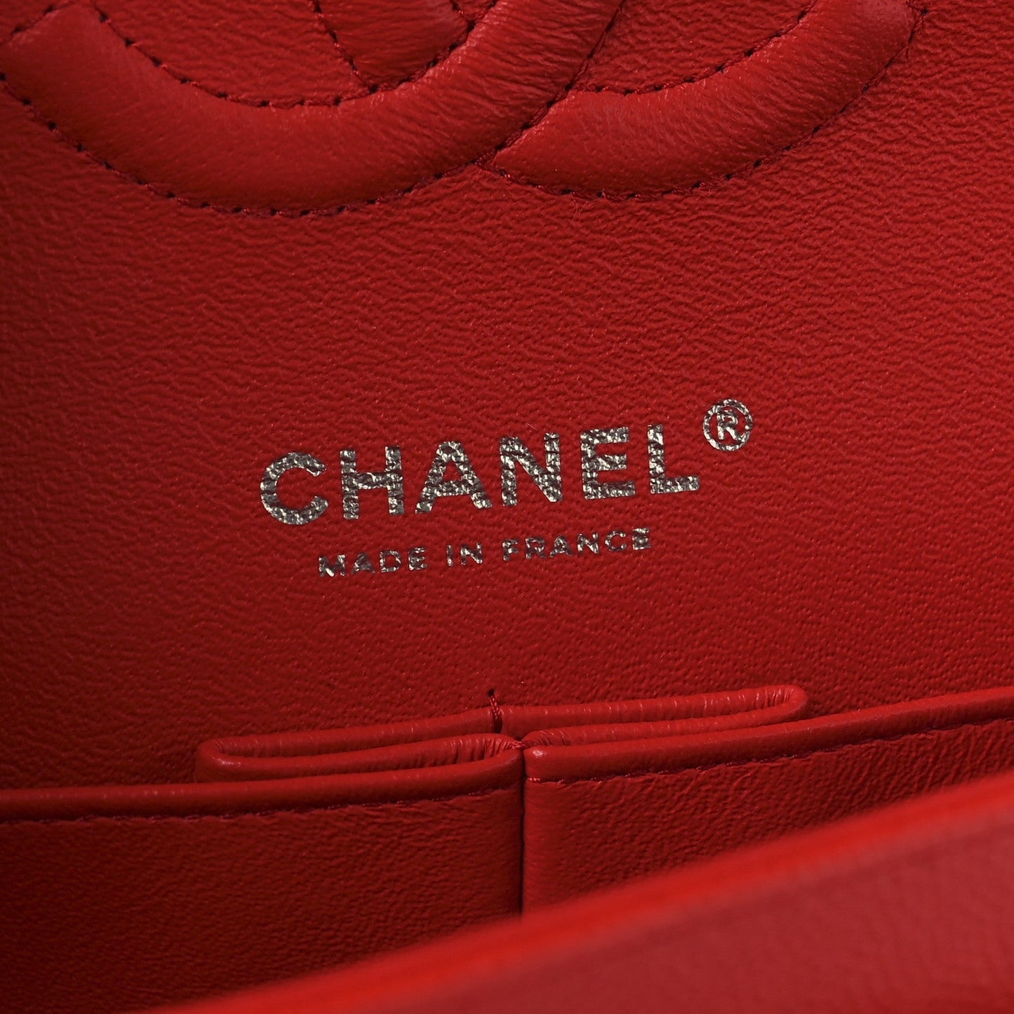 Caviar Chevron Quilted Medium Double Flap Red