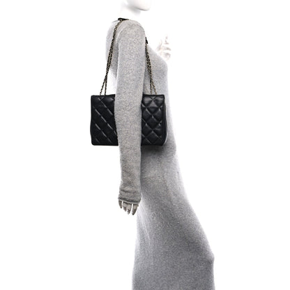 Lambskin Quilted Large Diamond CC Flap Black
