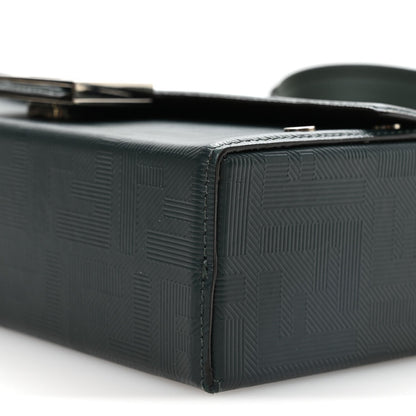 Vitello King FF Lines Embossed Baguette Soft Trunk Verde Inglese