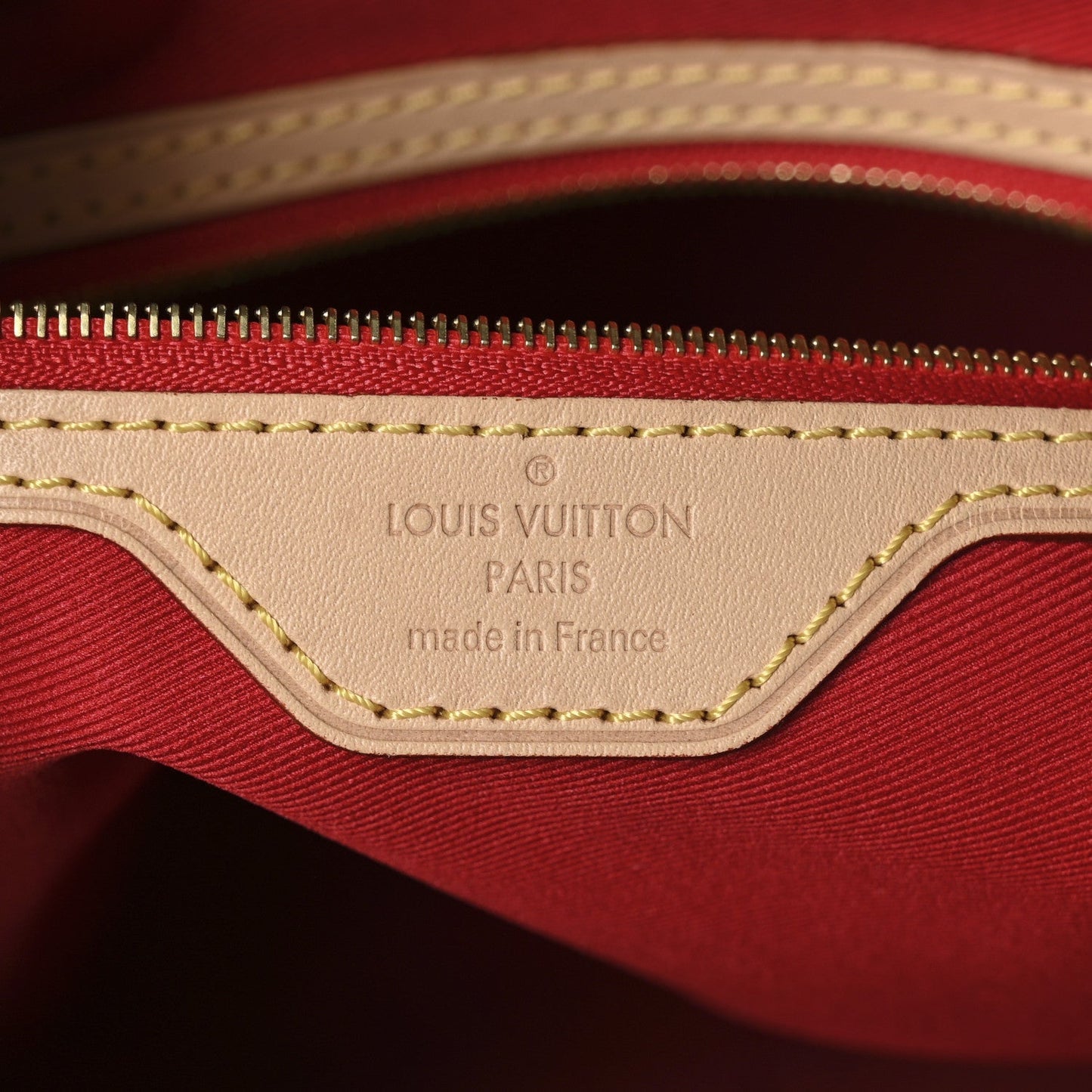 Monogram Carry It