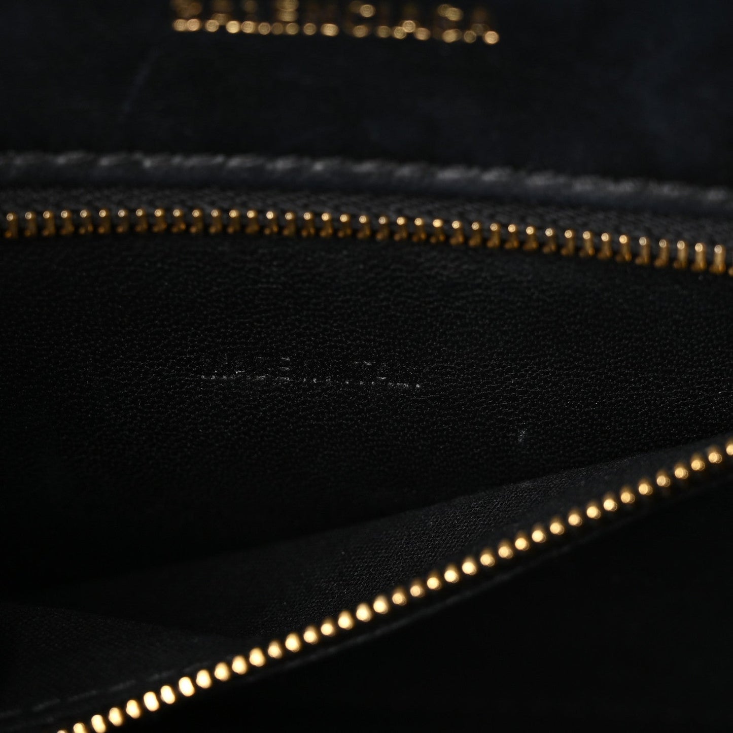 Shiny Calfskin Crocodile Embossed Small Hourglass Top Handle Bag Black
