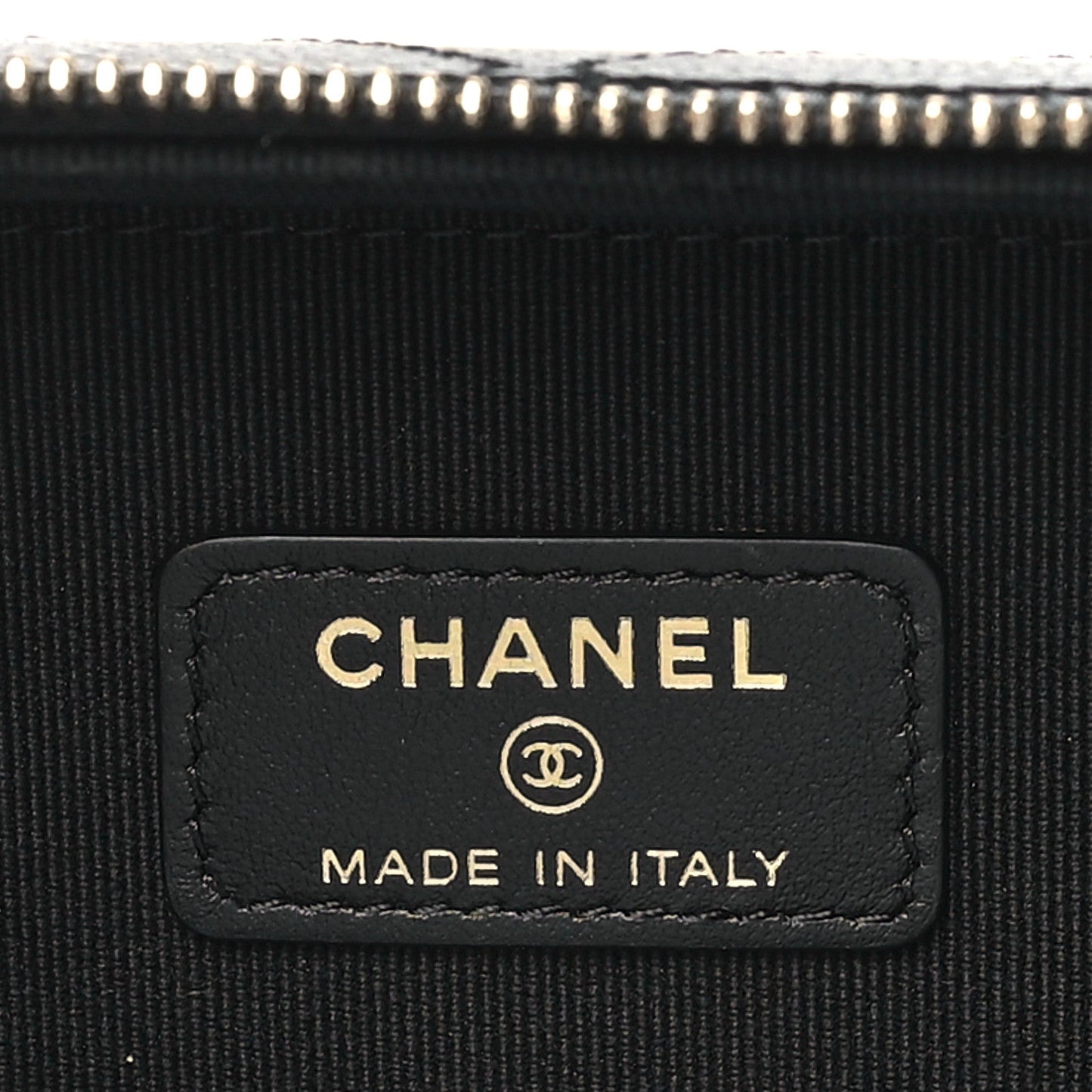 Caviar Quilted Small Top Handle Vanity Case Black