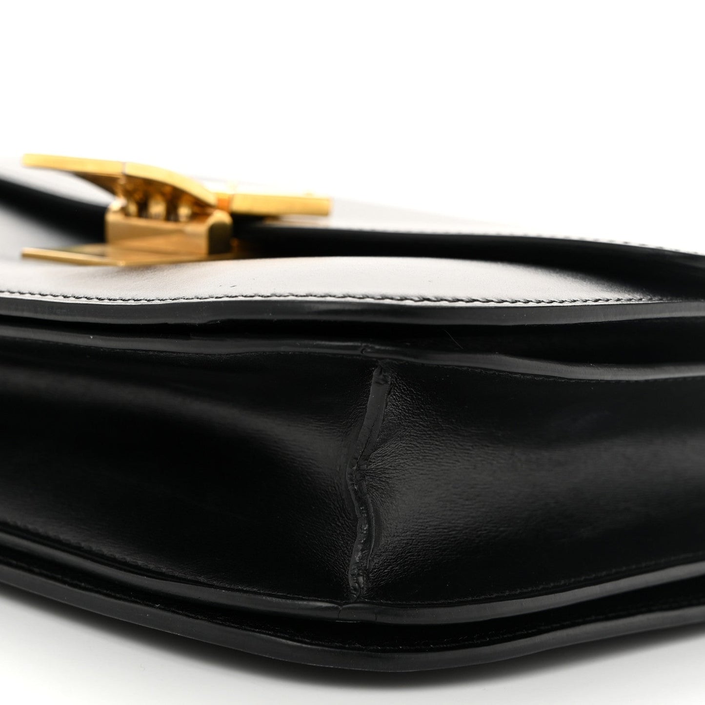Box Calfskin Medium Classic Box Flap Bag Black