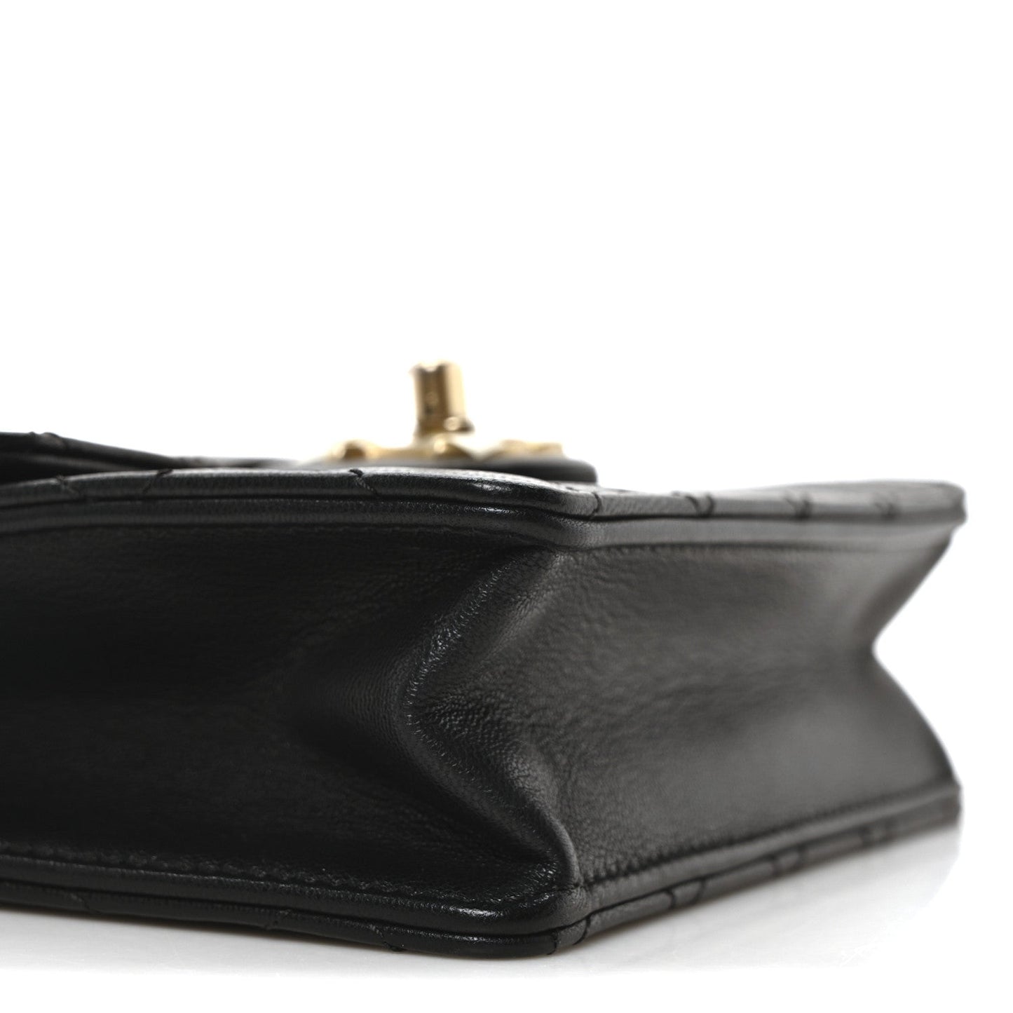 Lambskin Quilted Chic Pearls Flap Black