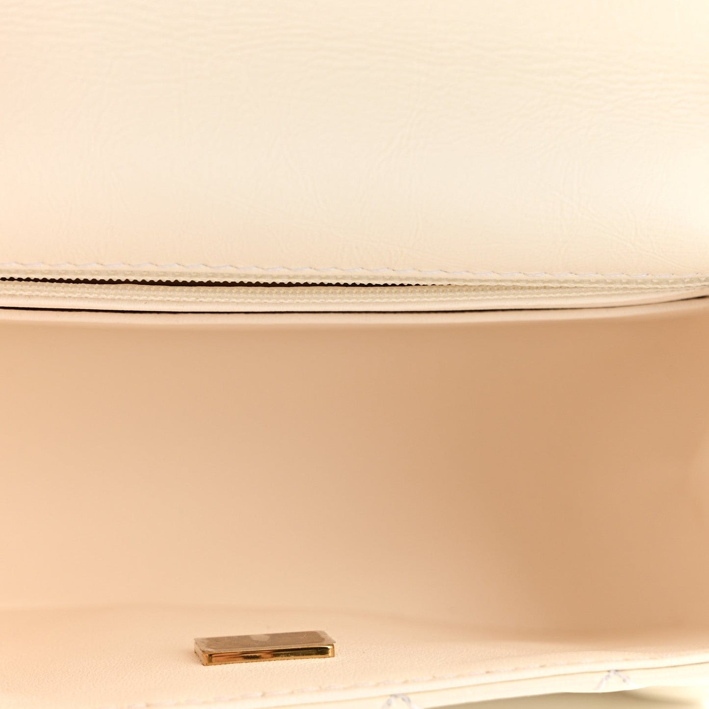 Aged Calfskin Quilted 2.55 Reissue Mini Flap White