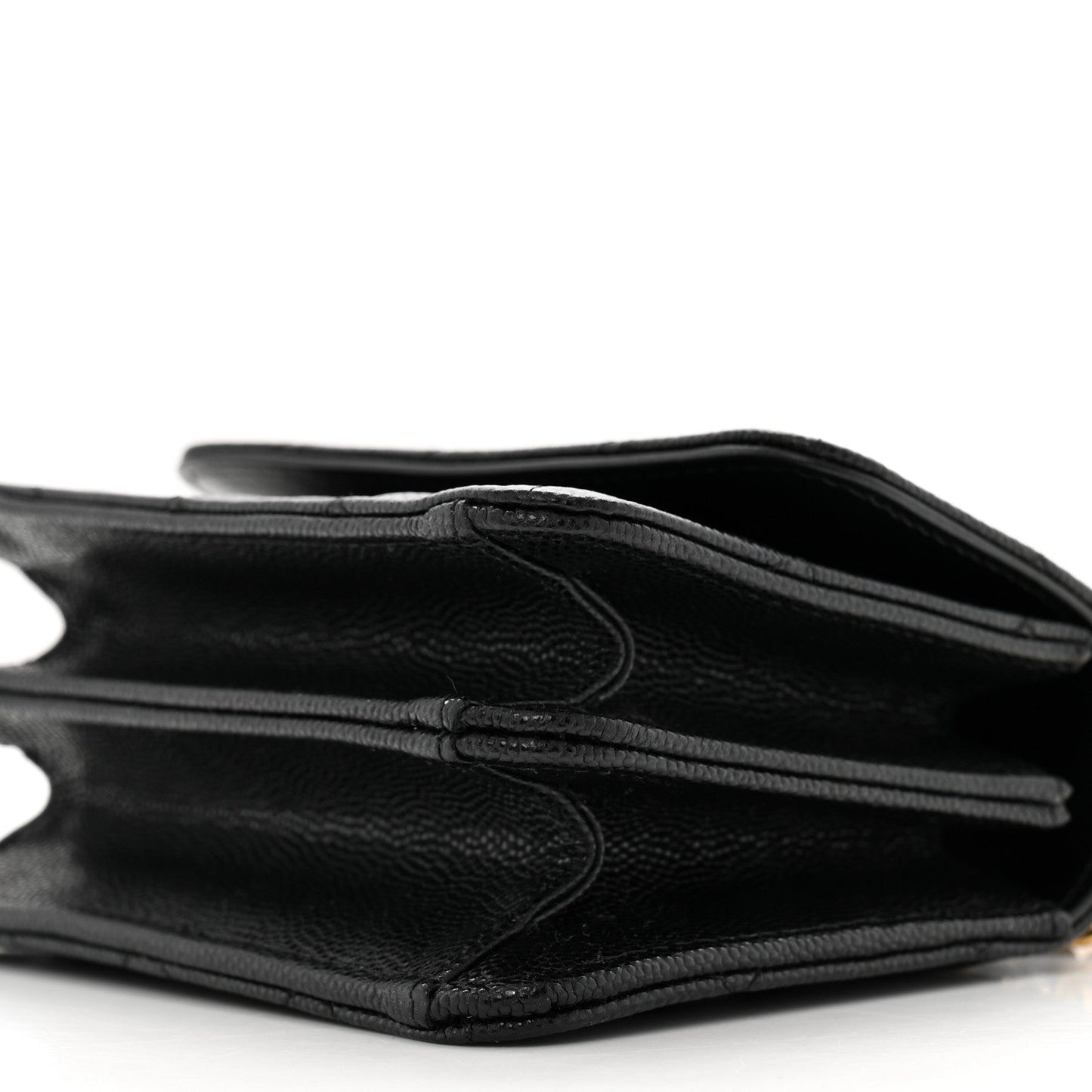 Shiny Caviar Quilted Clutch With Chain Black