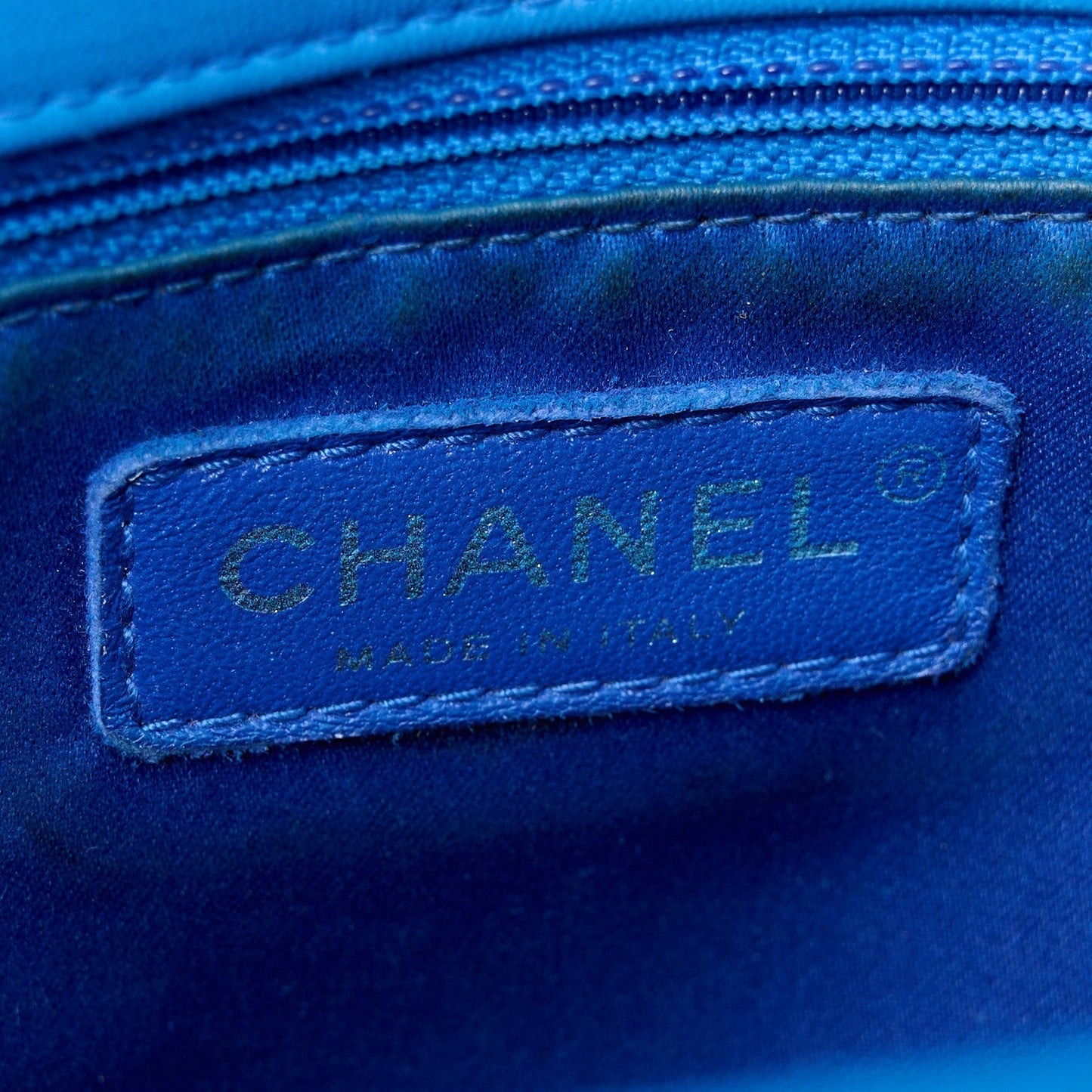 Lambskin Large CC Crossing Flap Blue