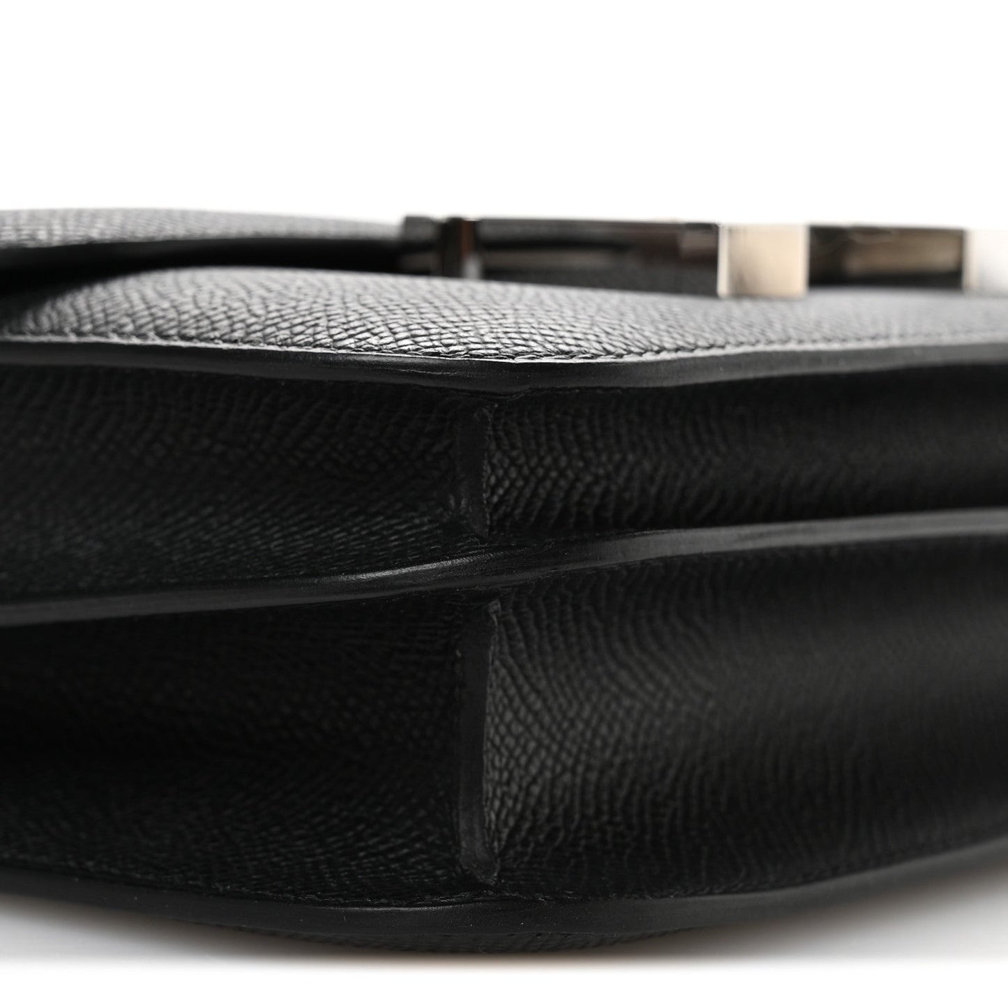 Epsom Constance 18 Black