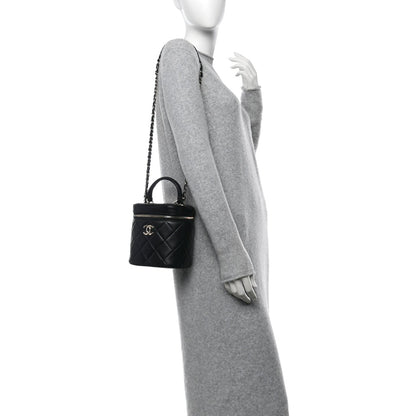 Lambskin Quilted Trendy Vanity Case Black