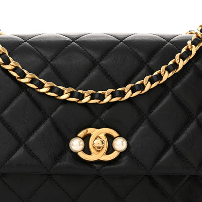 Glazed Calfskin Quilted Pearl Side Flap Black